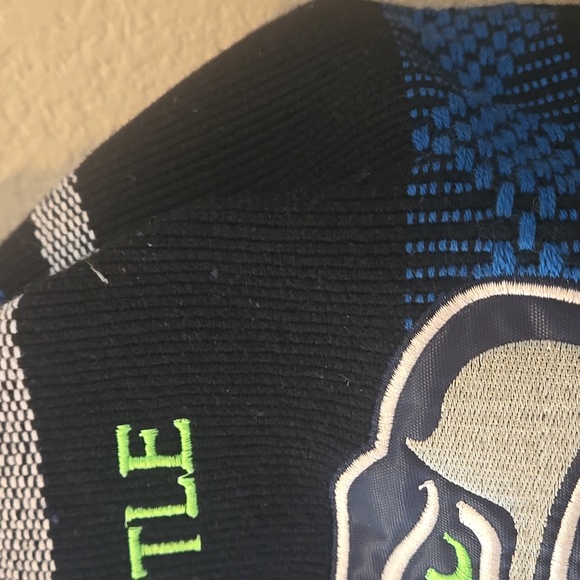 Woven Backpack - Picture 3 of 10